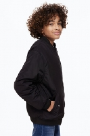 HM  Oversized bomber jacket