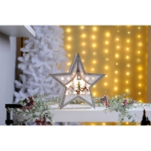 QDStores  LED Christmas Santa Zip Star - 36cm