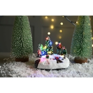 QDStores  Christmas Snow Angels Scene - 13cm