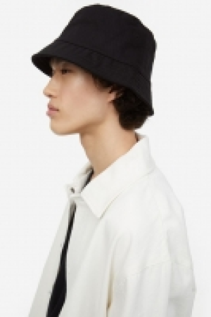 Cotton twill bucket hat £3.00