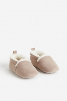 HM  Soft slippers