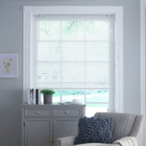 Wickes 25mm Solid Wood Venetian Blind 150x180cm