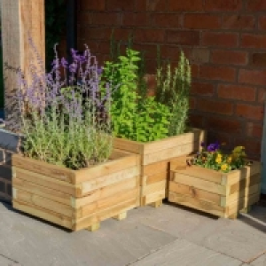 RobertDyas  Forest Garden Kendal Square Planter - Set of 3