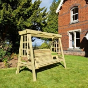 Churnet Valley Cottage Swing Sits 3 £412.99