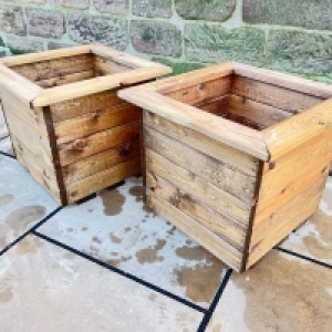 Scandinavian Redwood Garden Planter Set by Charles Taylor £74.00