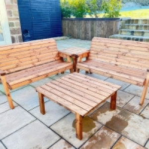 Balmoral Garden Furniture Set by Charles Taylor - 6 Seats £524.00