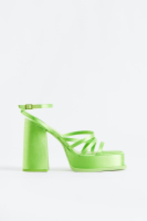 HM  Platform sandals