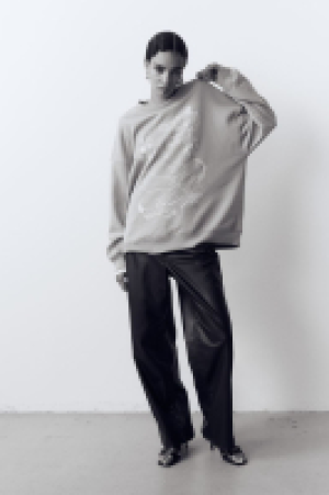 Oversized printed sweatshirt