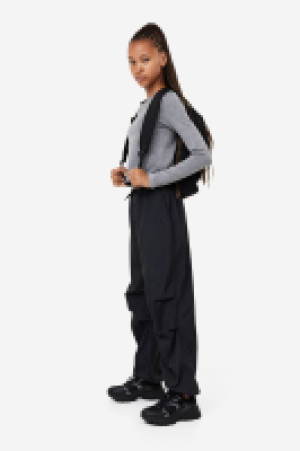 Windproof parachute trousers