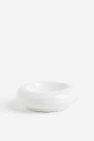 Decorative stoneware bowl £9.00