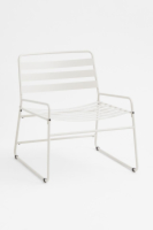 Metal lounge chair