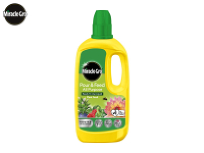 Miracle-Gro Pour & Feed