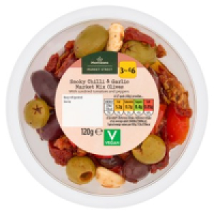 Morrisons Smoky Chilli And Garlic Market Mix Olives 120g
