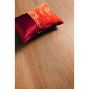 Wickes  Wickes Almond Oak Laminate Flooring