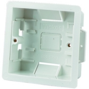 Wickes Dry Lining Box 1 Gang White 6 Pack £4.89