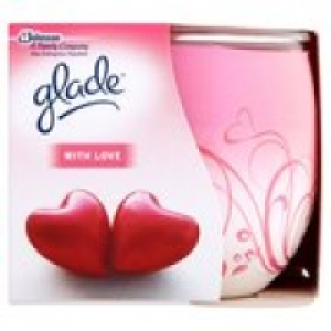 Glade Jar Candle With Love &pound;2.00