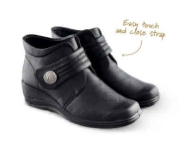 Ladies Comfort Boots