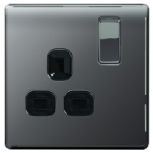 Wickes 13A Switched Socket 1 Gang Black Nickel Screwless Fla