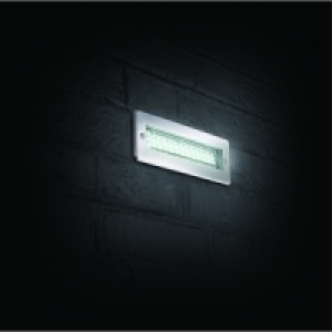 Wickes Riko LED Brick Light £24.99