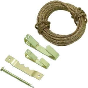 Wickes Picture Hanging Kit Brass £5.99