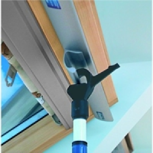 Wickes Telescopic Roof Window Opening Pole 3m £42.39