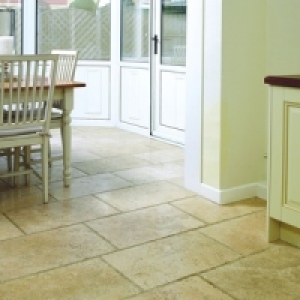 Wickes Cream Honed & Unfilled Chiselled Edge Travertine Wall