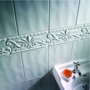 Wickes  Wickes Florenza White Gloss Ceramic Border Tile 310x150mm
