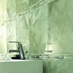 Wickes Onyx Black Gloss Ceramic Border Tile 300x50mm