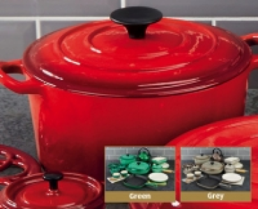 Cast Iron Casserole Dish £19.99