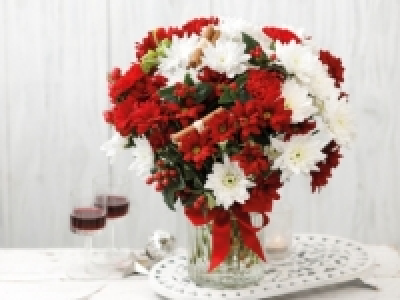 Christmas Wishes Bouquet £10.00
