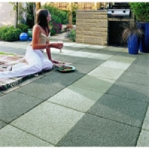 Wickes Argent Paving 400x400mm Textured Light Grey 60 Pack