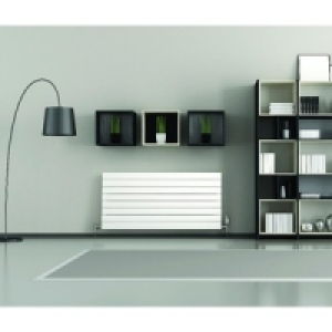 Quinn Feature Horizontal Radiator 578 x 800 Double Panel, Si