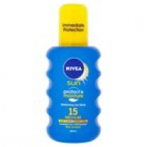 Nivea Sun Moisturising Spray SPF 15 £5.00