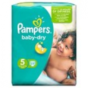 Pampers Baby Dry Size 5 (Junior) Nappi £5.00