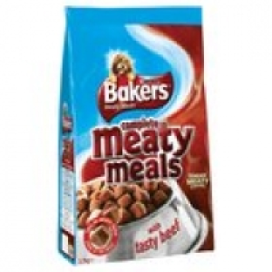 Bakers Complete Meaty Meals with Beef