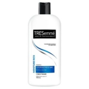 Tresemme Dry Moisturising Conditioner 900ML
