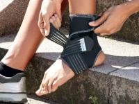 Lidl  SENSIPLAST Pro Comfort Ankle Braces