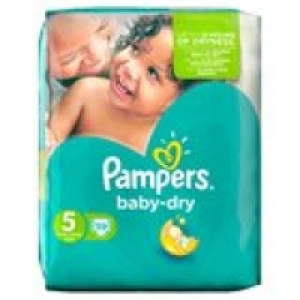 Pampers Baby Dry Size 5 (Junior) Nappi £7.00