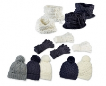 Equestrian Knitted Accessories