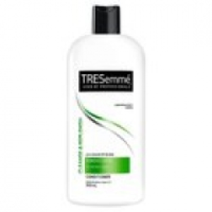 TRESemmé Remoisturising Conditioner £4.48