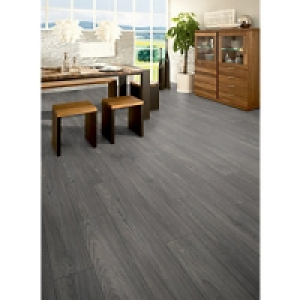 Wickes Everest Grey Oak Laminate Flooring £16.59