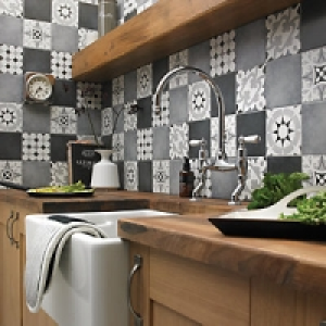 Wickes Parian Grey Decor Porcelain Wall Tile 142x142mm Pack