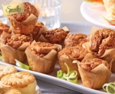 Specially Selected 12 Cheese Souflettes with Chutney