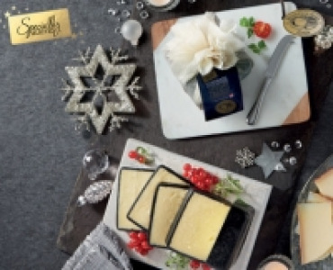 Specially Selected Handmade Extra Mature Cheddar Truckle