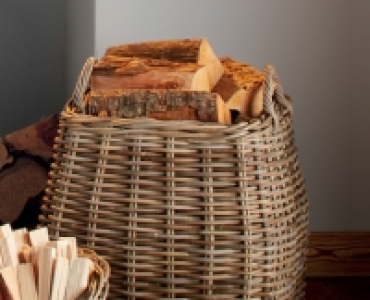 Kiln-dried Logs £3.99
