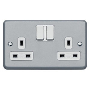 MK Metalclad 13A 2G DP Switched Socket