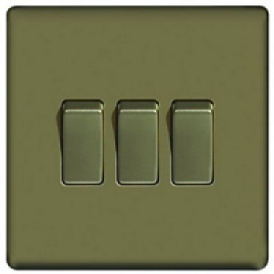 Wickes 10A Light Switch 3 Gang 2 Way Pearl Nickel Screwless  £17.99