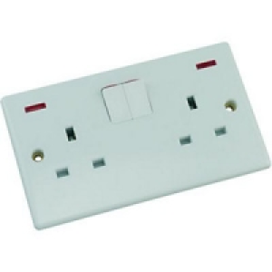 Wickes 13A Switched Neon Socket 2 Gang White Slimline £6.34