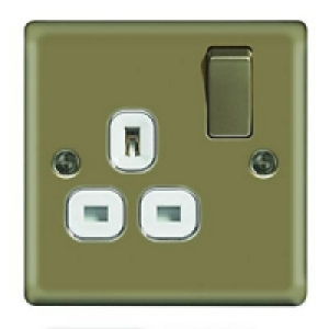 Wickes 13A Switched Socket 1 Gang Pearl Nickel Raised Plate £7.49