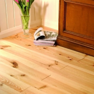 Wickes Bordeaux Pine Wood Unlacquered Flooring 22x120x2000mm